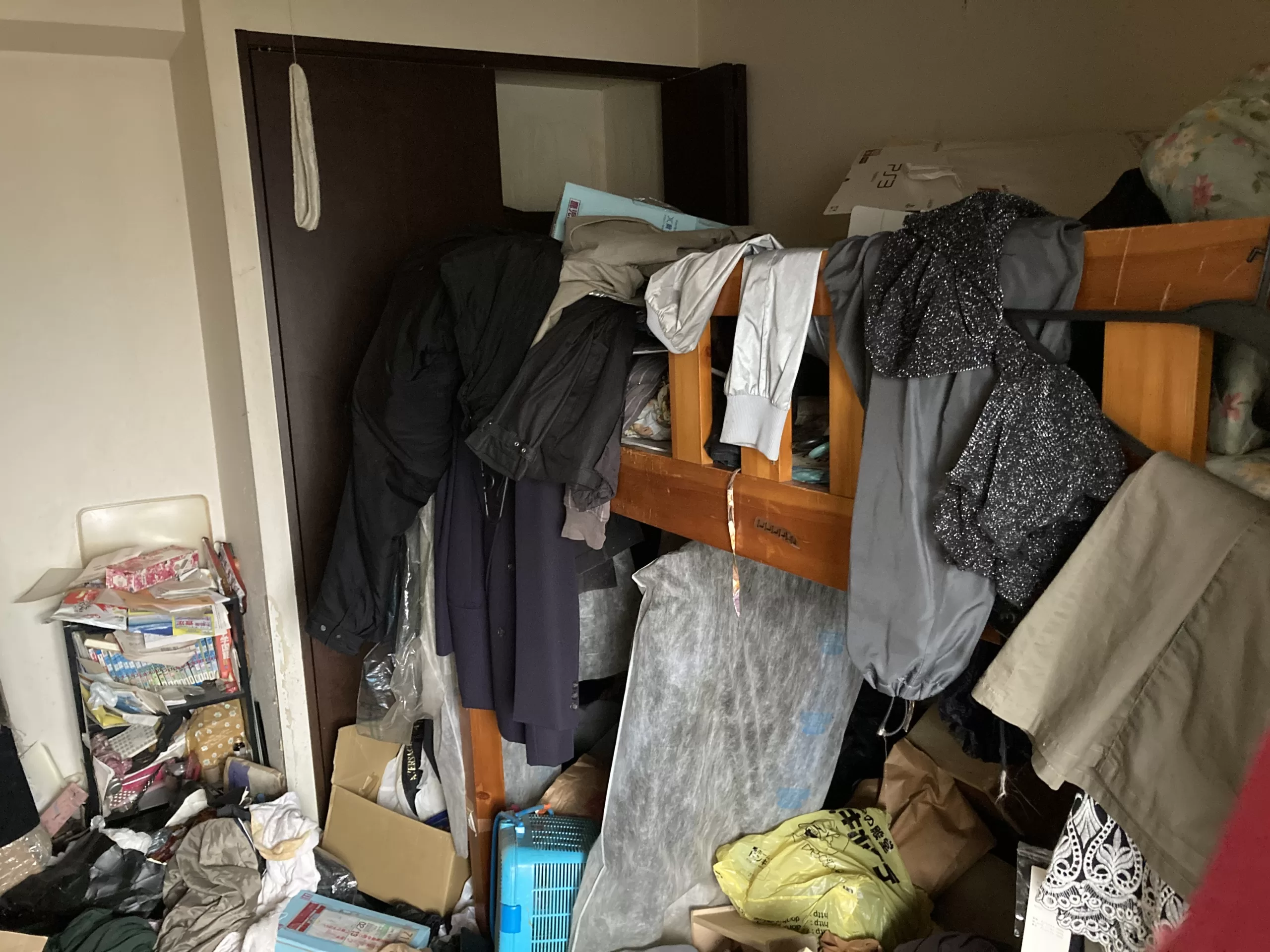 練馬区でゴミ屋敷の清掃片付けならサンクス! 練馬区でゴミ屋敷の清掃片付けならサンクス!